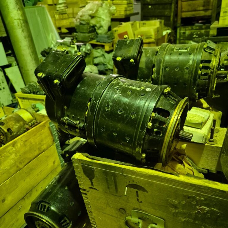 Генератор постоянного тока ГС-12Т-3