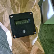 Счётчик времени наработки СВН-2-02 моточасов 27В ТУ 25-1865.081-87