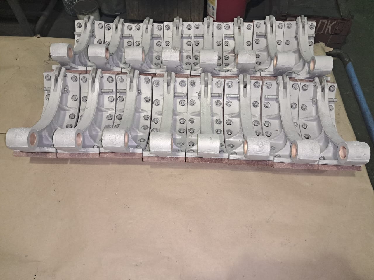 Колодка тормозная 543-3501090 барабанная на МАЗ-543