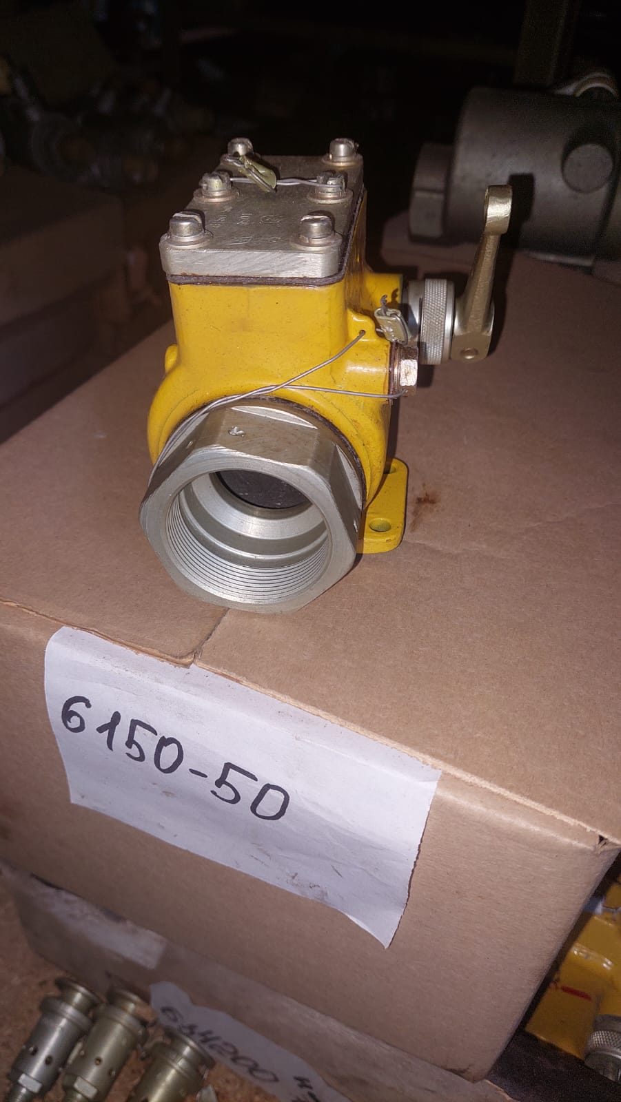 Кран топливный 6150-50 на установку УПГ-300