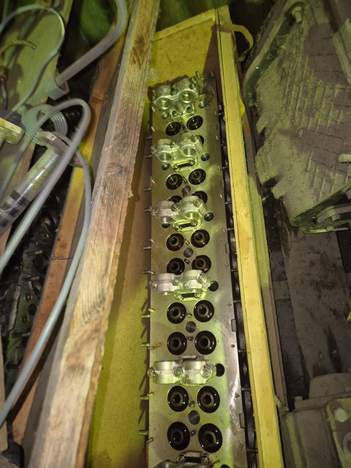 Головка блока  правая сб1206-01-4 в сборе на двигатель Д-6, Д-12