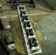 Головка блока  правая сб1206-01-4 в сборе на двигатель Д-6, Д-12