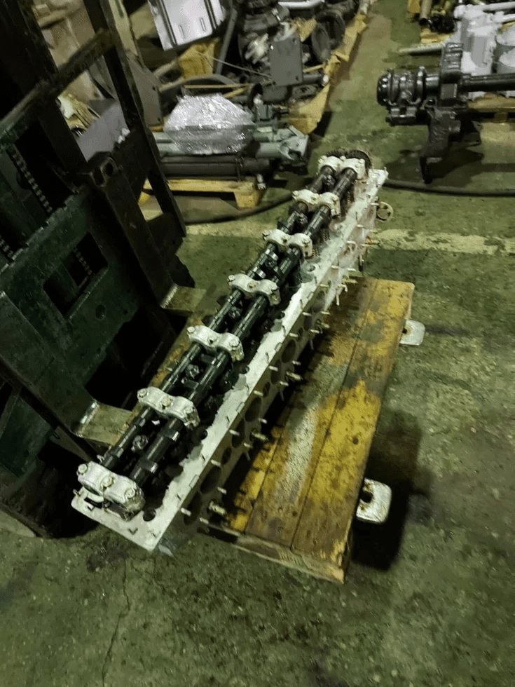 Головка блока  правая сб1206-01-4 в сборе на двигатель Д-6, Д-12