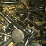 Клапан выпуска 306-50-5 на двигатель Д-6, Д-12