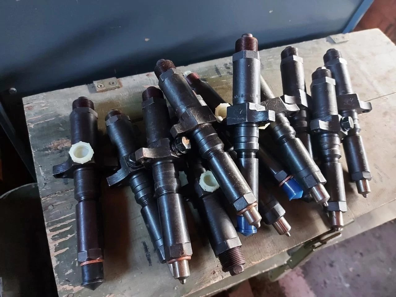Форсунка сб517-00-8 на двигатель Д6, Д12